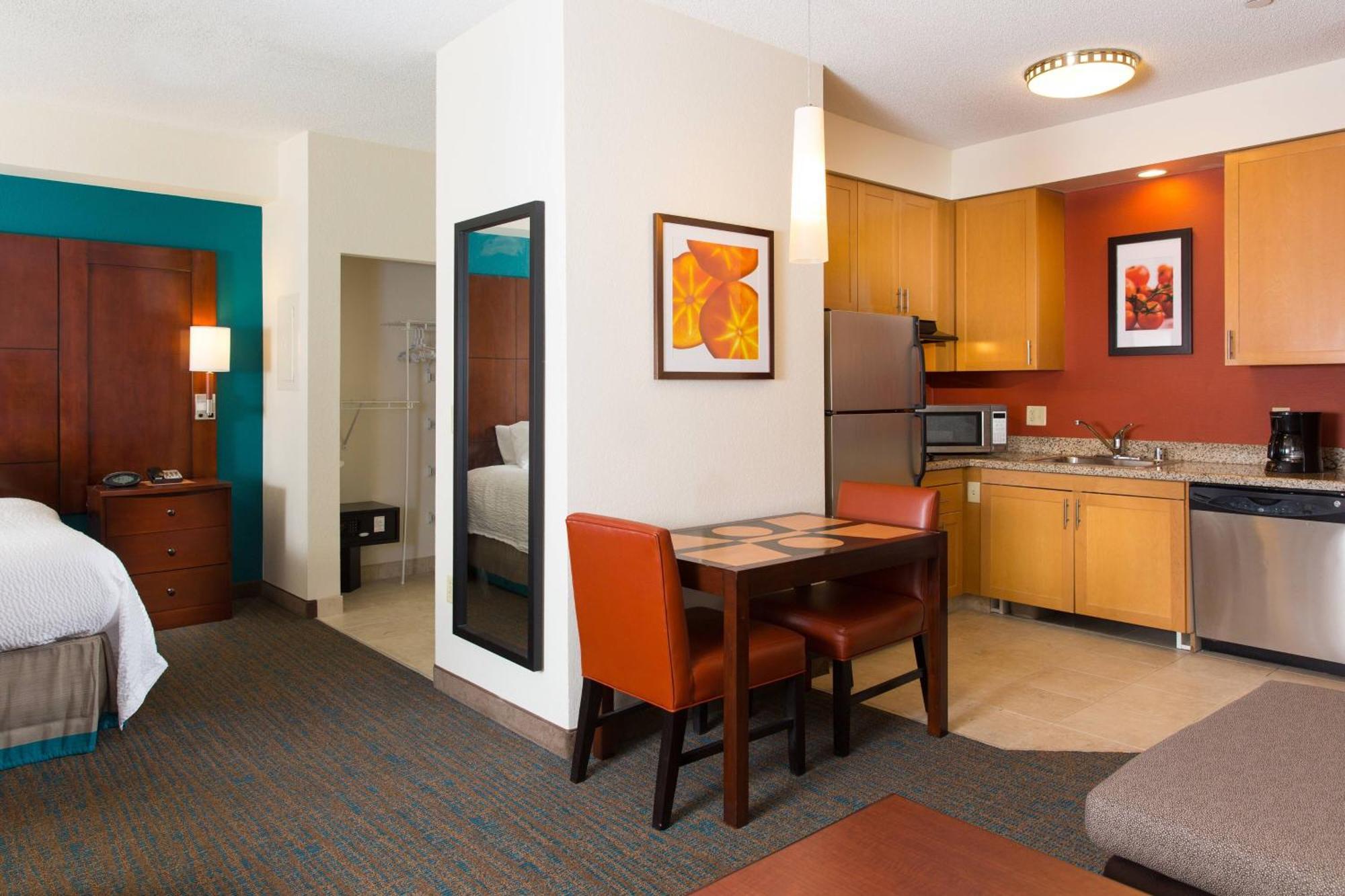 Residence Inn Kansas City Airport Exterior foto